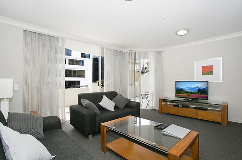 Towers Of Chevron - Private Apartment - Holiday Cairns 2