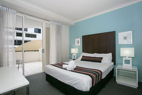 Towers Of Chevron - Private Apartment - Holiday Cairns 1