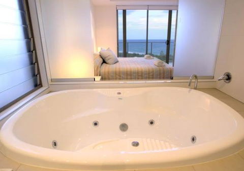 Rainbow Sea Resort - Holiday Cairns 7