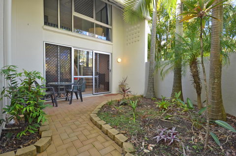 Raintrees Moffat Beach - Holiday Cairns 23