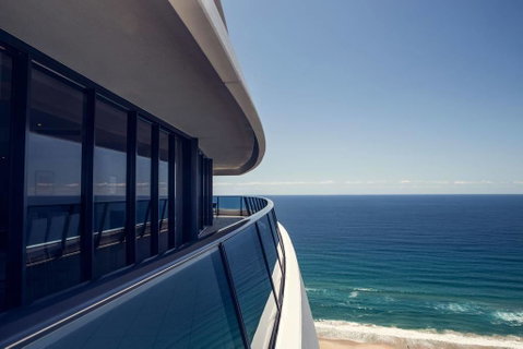 Luxury 3 Bedroom In Heart Of Broadbeach - Holiday Cairns 2