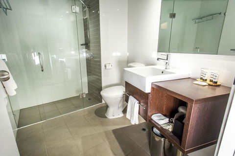 Mercure Brisbane Spring Hill - Holiday Cairns 19