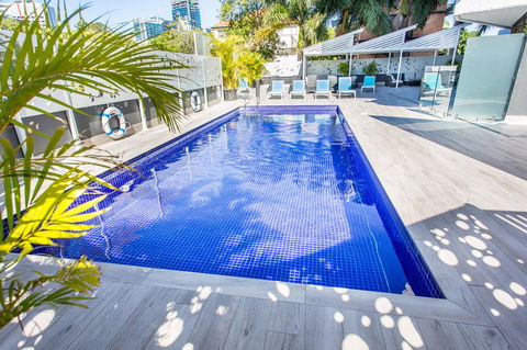 Mercure Brisbane Spring Hill - Holiday Cairns 8