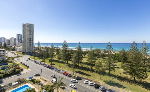South Pacific Plaza - Official - Holiday Cairns 35