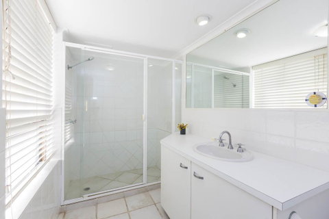 South Pacific Plaza - Official - Holiday Cairns 30