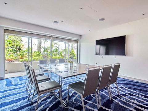 Novotel Cairns Oasis Resort - Holiday Cairns 44