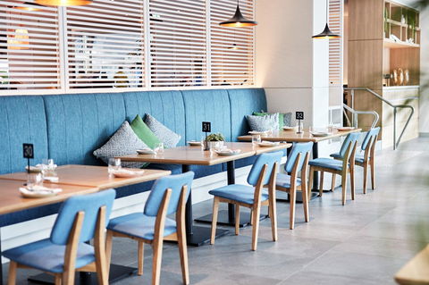Novotel Cairns Oasis Resort - Holiday Cairns 7