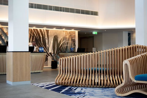 Novotel Cairns Oasis Resort - Holiday Cairns 13