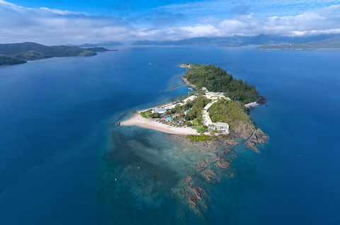 Daydream Island Resort - Holiday Cairns 0