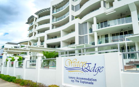 Waters Edge Apartment Cairns - Holiday Cairns 1