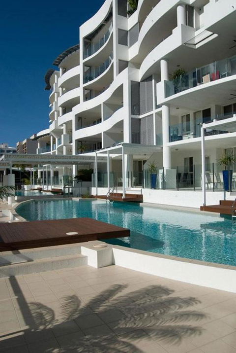 Waters Edge Apartment Cairns - Holiday Cairns 9