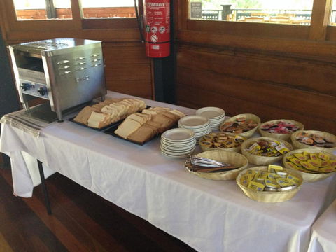 Fraser Island Retreat - Holiday Cairns 1