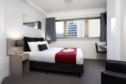 George Williams Hotel - Holiday Cairns 5