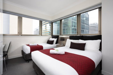 George Williams Hotel - Holiday Cairns 3