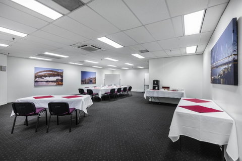 George Williams Hotel - Holiday Cairns 40