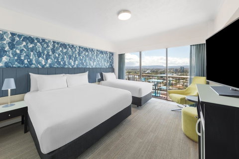 Vibe Hotel Gold Coast - Holiday Cairns 18