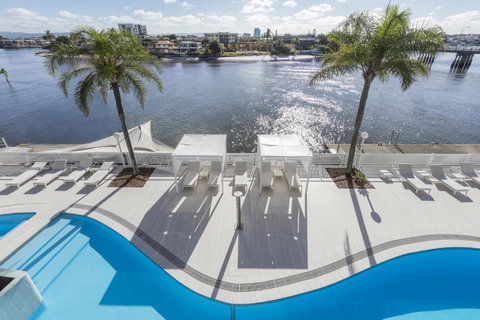 Vibe Hotel Gold Coast - Holiday Cairns 0