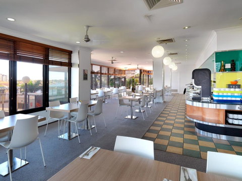 Vibe Hotel Gold Coast - Holiday Cairns 33