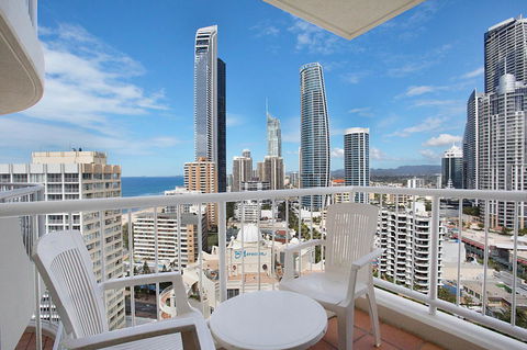 Moroccan Resort - HR Surfers Paradise - Holiday Cairns 18