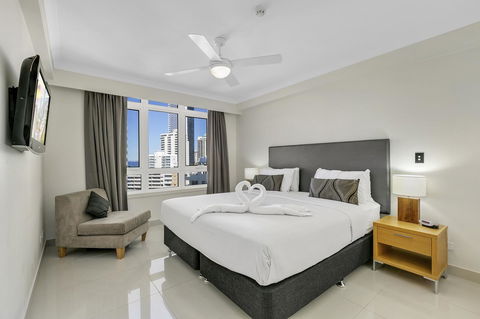 Moroccan Resort - HR Surfers Paradise - Holiday Cairns 14