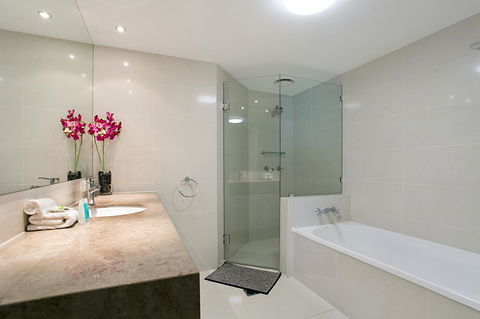 Moroccan Resort - HR Surfers Paradise - Holiday Cairns 28