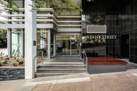 Evolution Apartments - Holiday Cairns 2