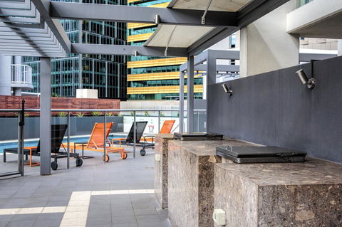 Evolution Apartments - Holiday Cairns 6