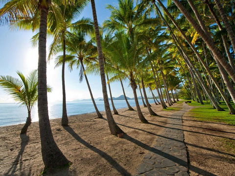 Palm Cove Beach Apartment - Holiday Cairns 29