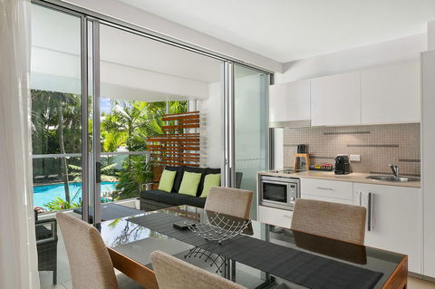 Palm Cove Beach Apartment - Holiday Cairns 5