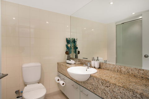 Palm Cove Beach Apartment - Holiday Cairns 12