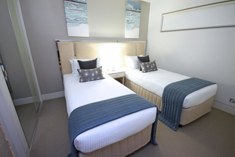 Oceans Mooloolaba - Holiday Cairns 38