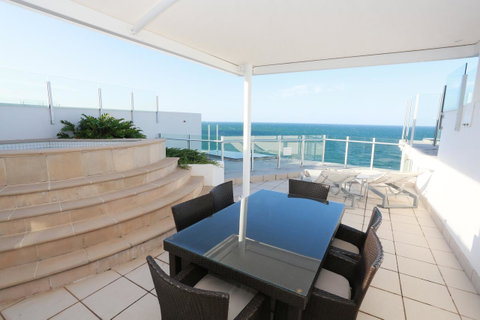 Oceans Mooloolaba - Holiday Cairns 42