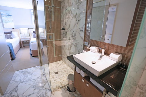 Oceans Mooloolaba - Holiday Cairns 7