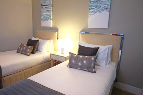 Oceans Mooloolaba - Holiday Cairns 9