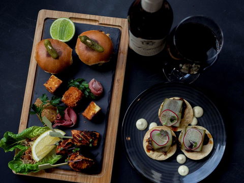 Pullman Cairns International - Holiday Cairns 9