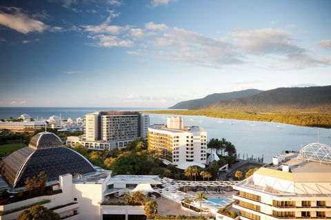 Pullman Cairns International - Holiday Cairns 24