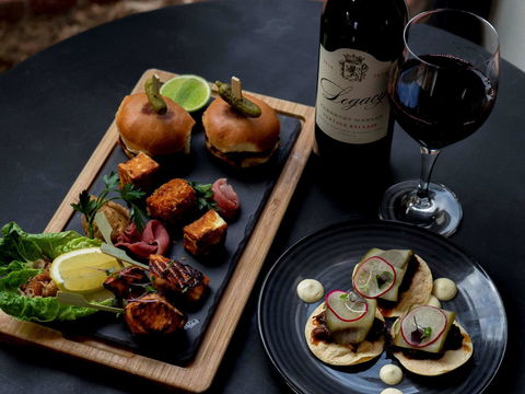 Pullman Cairns International - Holiday Cairns 35