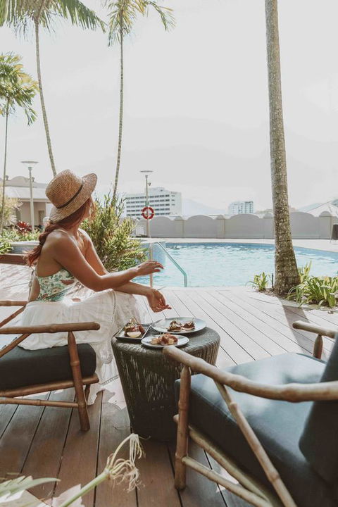 Pullman Cairns International - Holiday Cairns 8