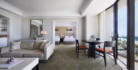 JW Marriott Gold Coast Resort & Spa - Holiday Cairns 23