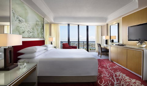 JW Marriott Gold Coast Resort & Spa - Holiday Cairns 8