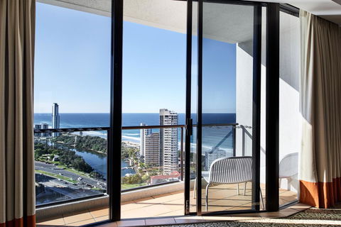 JW Marriott Gold Coast Resort & Spa - Holiday Cairns 27