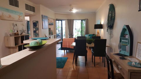 Jackies Holiday Apartment - Holiday Cairns 2