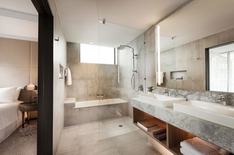 The Westin Brisbane - Holiday Cairns 30