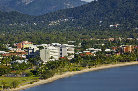 Cairns Harbourside Hotel - Holiday Cairns 5