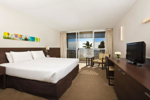 Cairns Harbourside Hotel - Holiday Cairns 10