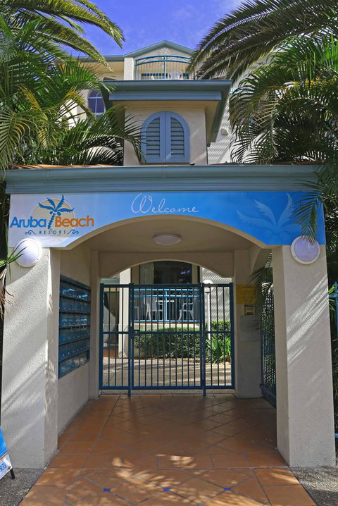 Aruba Beach Resort - Holiday Cairns 5