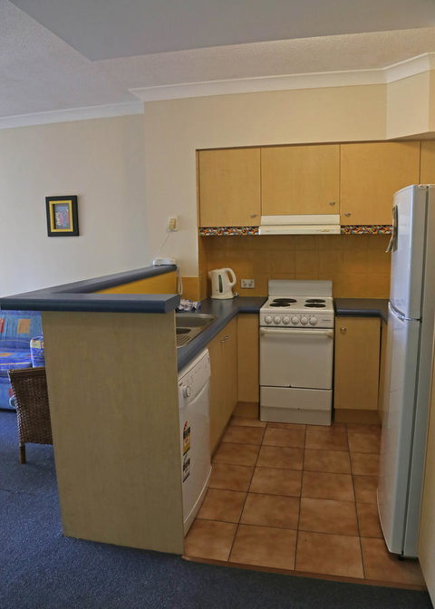Aruba Beach Resort - Holiday Cairns 2