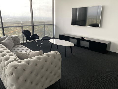 Circle On Cavill 2, 3, 4 & 5 Bedroom SkyHomes & SUB PENTHOUSES By Gold Coast Holidays - Holiday Cairns 42