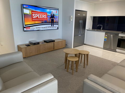 Circle On Cavill 2, 3, 4 & 5 Bedroom SkyHomes & SUB PENTHOUSES By Gold Coast Holidays - Holiday Cairns 19