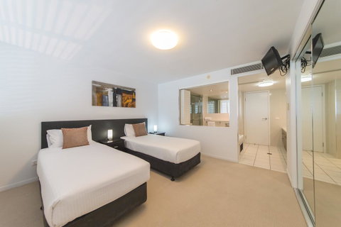 Echelon Apartments Yeppoon - Holiday Cairns 12